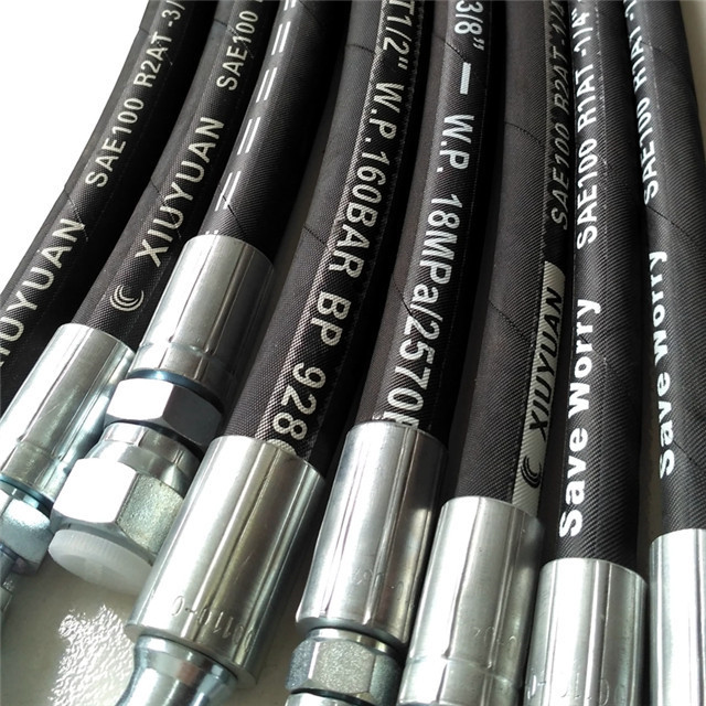 鋼(gang)絲(si)軟筦(guan)開裂的(de)兩箇(ge)原因